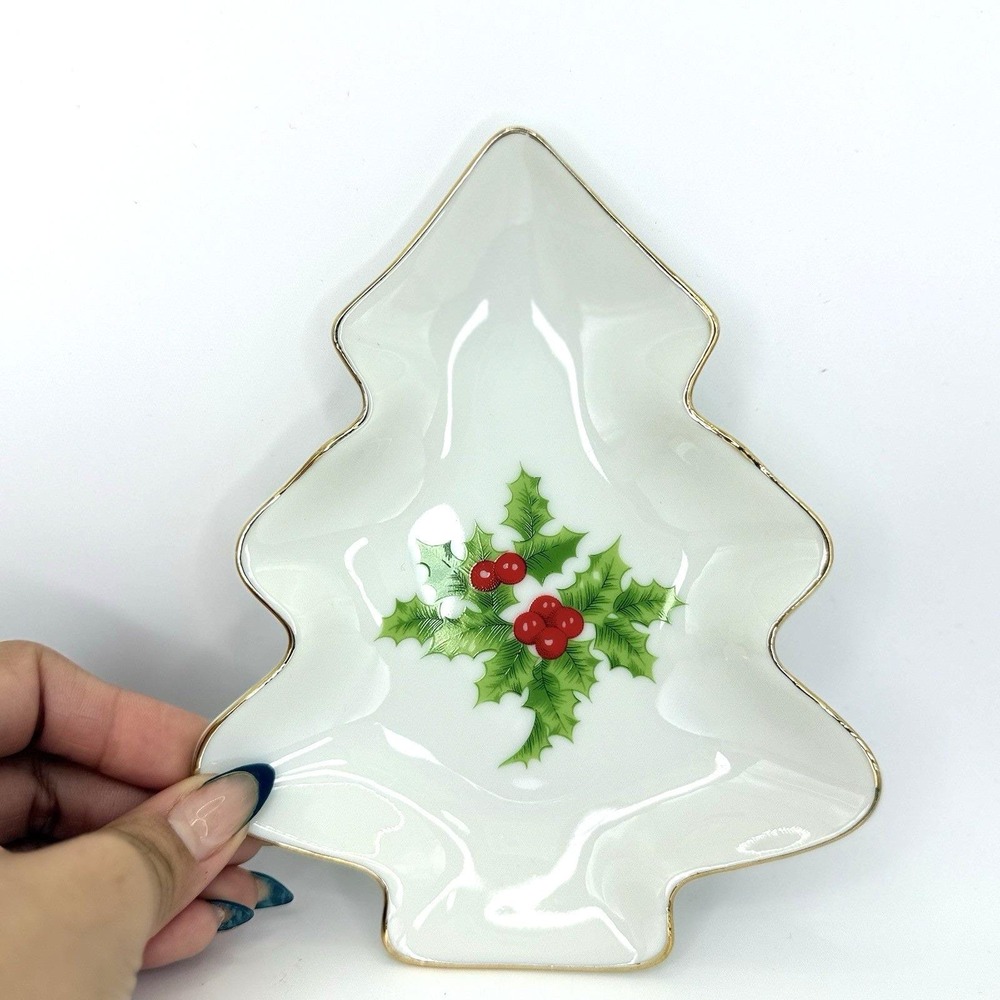 VTG Christmas Tree Shaped Holly‎ Berries Trinket Dish Gold Trim Made in Japan